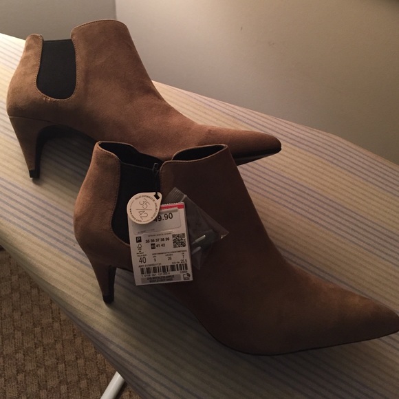 Zara Shoes - NWT Zara pointy toe booties