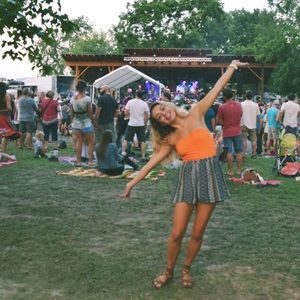 Meet your Posher, Eliza