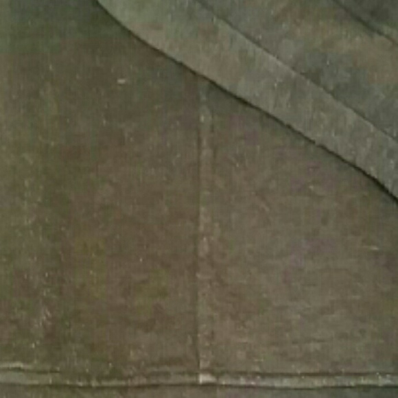 SOLD LOCALLY****Men's Hurley jacket - Picture 4 of 4