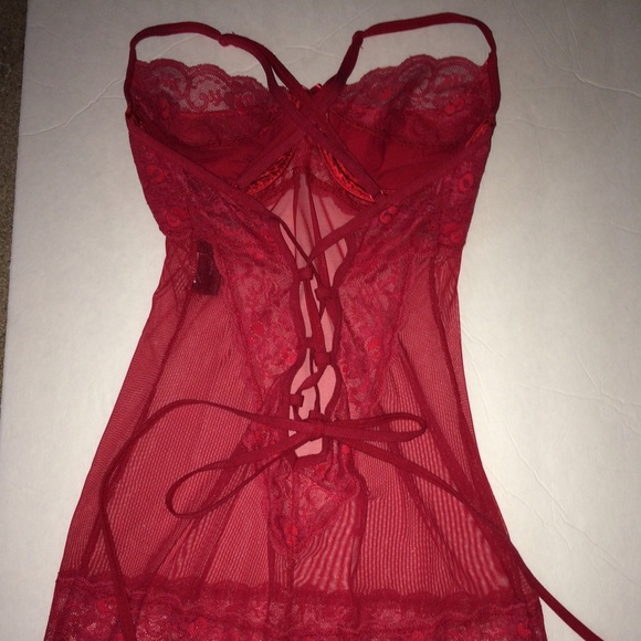 ❤️Fredericks of Hollywood Gorgeous red sheer négligée- Sz S - Picture 4 of 4