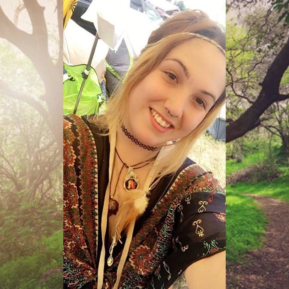 Meet your Posher, Kait - Picture 1 of 1