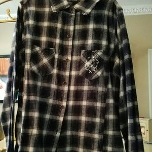 Black and white plaid top