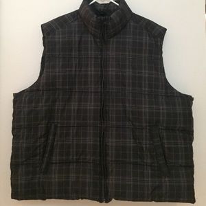 Old Navy Grey Plaid Puffer Vest