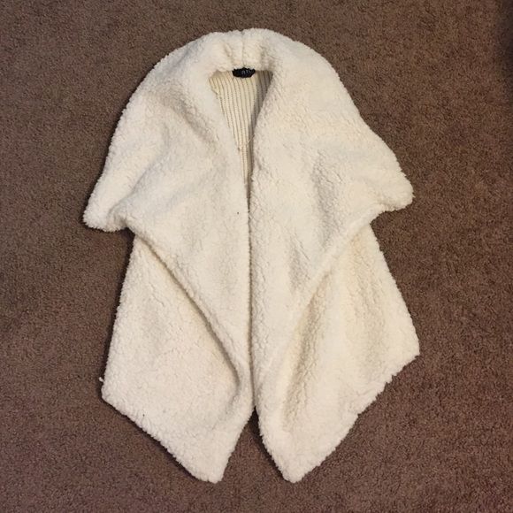 Sweater and Fuax fur vest. NEVER WORN!!