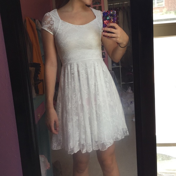 Boohoo Dresses & Skirts - White lace dress