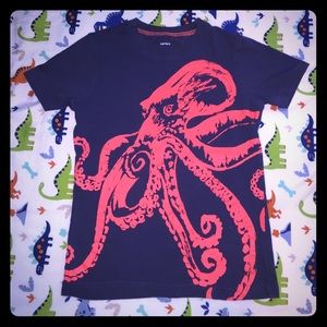 Short sleeved octopus t-shirt
