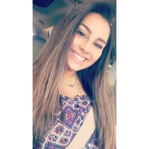 Meet your Posher, Juliana