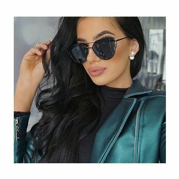 🚨🚨NWT CAT EYE AVIATOR BLACK GREY - Picture 2 of 2