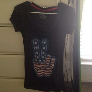 Black V-Neck American Peace Sign T-Shirt