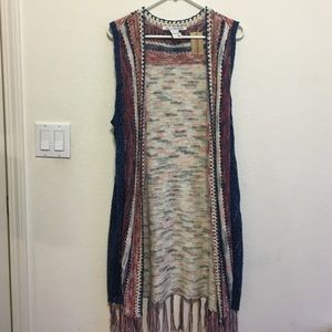 American Rag multi-colored sleeveless cardigan!