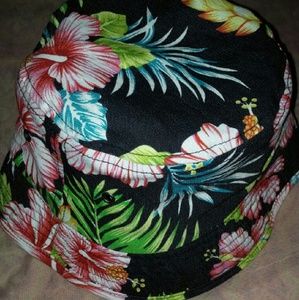 Floral print bucket hat