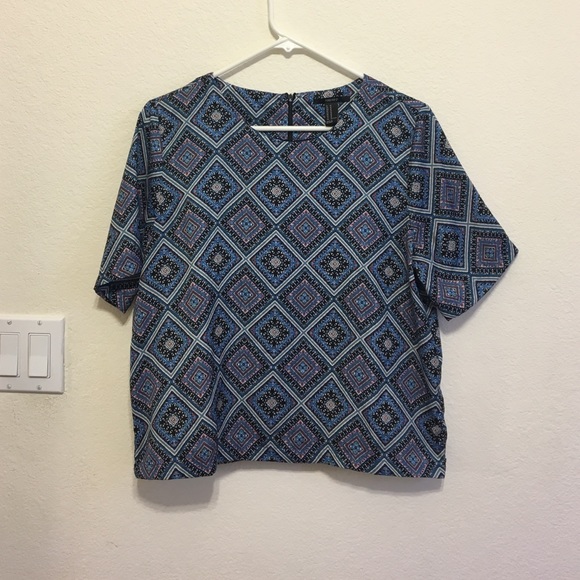 F21 blue patterned top!