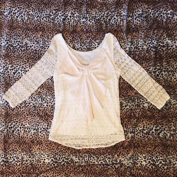 Off White lace top NEVER WORN