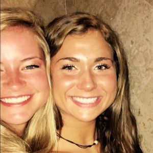 Meet your Posher, Annie