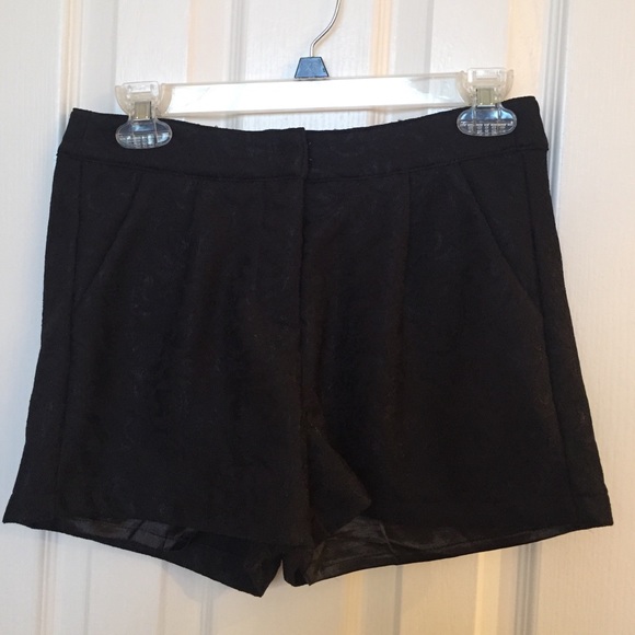 Black lace detailed shorts. Size 25
