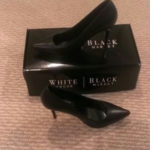 Olivia black heels. Olivia mahogany heels.