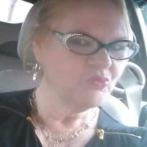 Meet your Posher, Joan