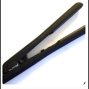NUME Ceramic Straightener