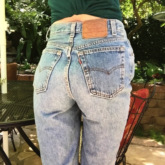 🚫SOLD🚫🍍Vintage 501 Levi's Size 26🍍 - Picture 2 of 4