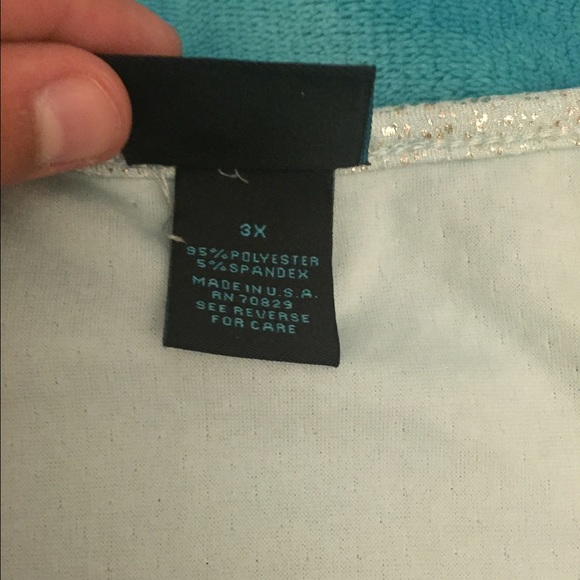 Shirt - Picture 3 of 4