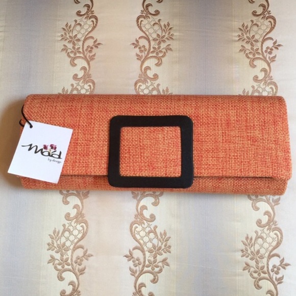 MAD CLUTCH AND MARC JACOBS SUNGLASSES