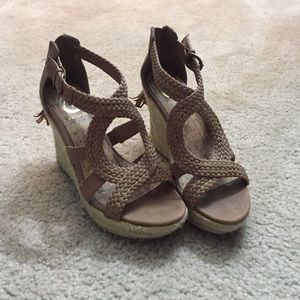 Brown nude braided wedges