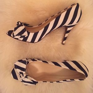 Italian J.Crew black striped open-toe box pumps
