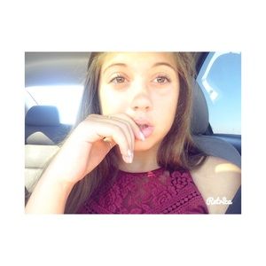 Meet your Posher, Dana