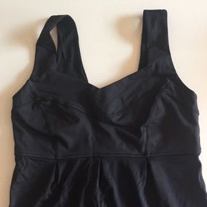 Black lululemon top