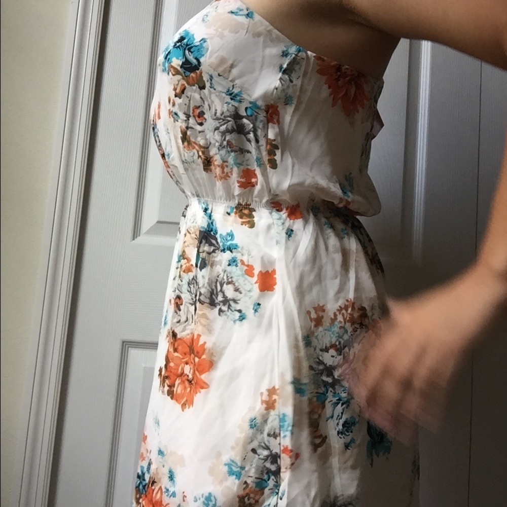 Last one 🔴🔴💞Lined gorgeous dress💕 - Picture 2 of 4