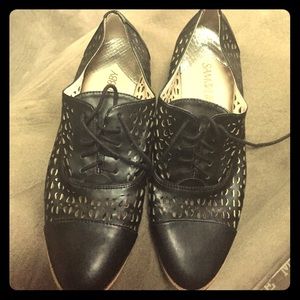 Sam&Libby perforated retro flats cruelty free