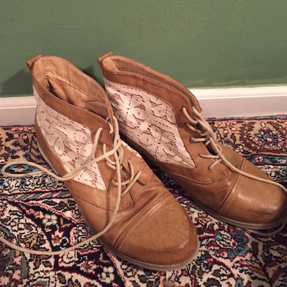 XOXO ankle boots