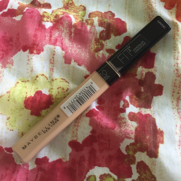 Maybelline Fit Me Concealer💎