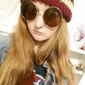 Meet your Posher, Sami