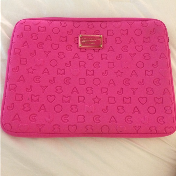 Marc Jacobs pink 15" laptop case