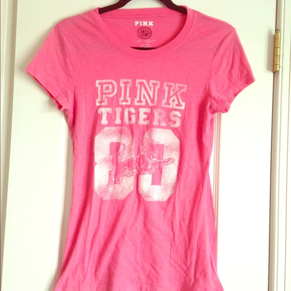 VS Pink Tee Shirt