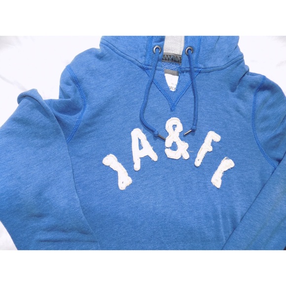 Sweater - Picture 2 of 4