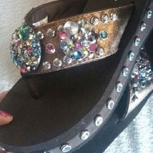 Rhinestone flip flops