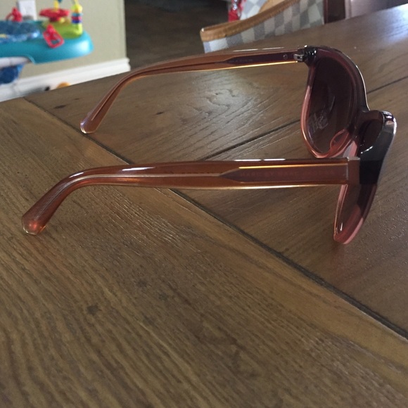 MARC BY MARC JACOBS SUNGLASSES - Picture 3 of 4