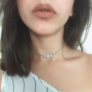 Daisy choker