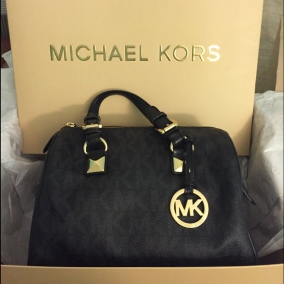 MK Small Duffle Black Bag - Picture 2 of 2