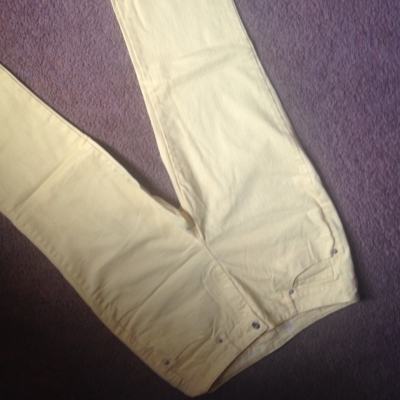 Liz Claiborne buttercup yellow, simply beautiful