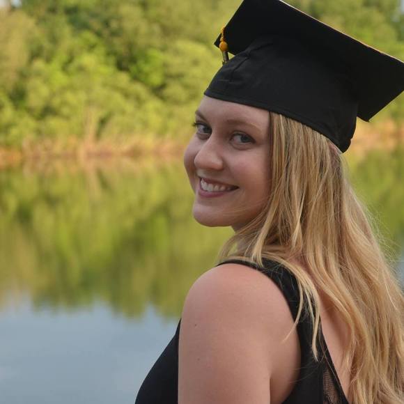 Meet your Posher, Lily