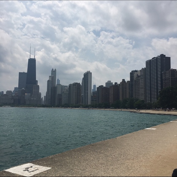 Meet your Posher, Liz - Picture 1 of 1