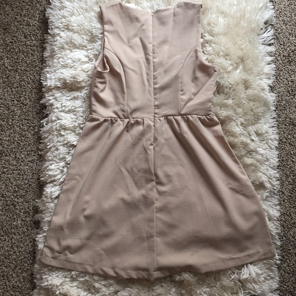 NEW Beige/ Cream  Sleeveless Skater Dress, sz L - Picture 3 of 5