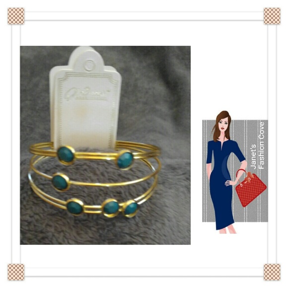 Layered Look Trendy Green & Gold Bracelet - Picture 1 of 3