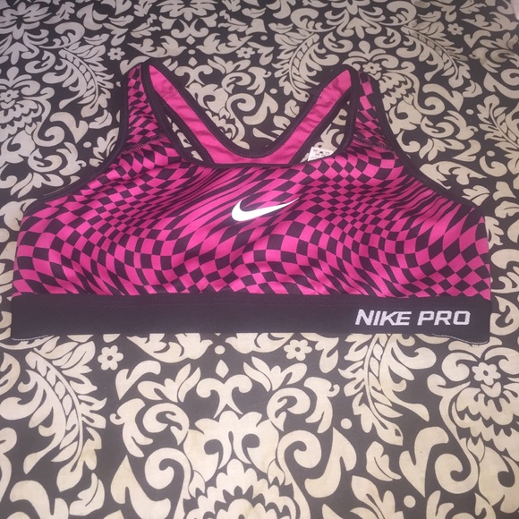 NIKE PRO Women's Medium Support Sports Bra