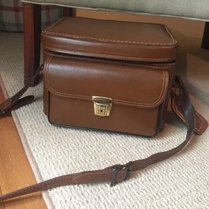 Vintage leather camera case/bag