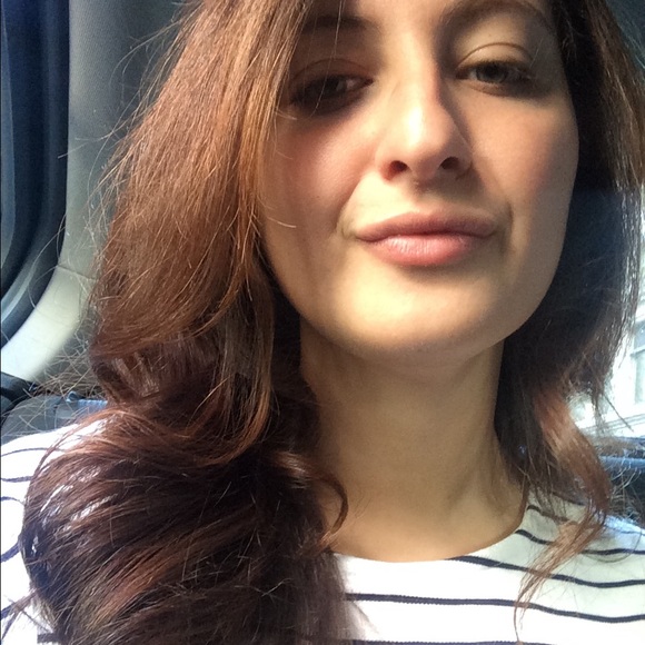 Meet your Posher, Samantha - Picture 1 of 1