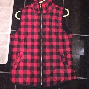 NWOT Buffalo check puffer vest